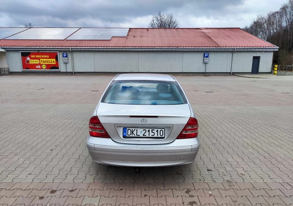 Mercedes-Benz Klasa C cena 4000 przebieg: 231168, rok produkcji 2000 z Wrocław małe 352